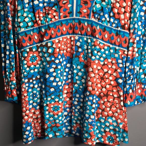 ECI Blue and Red Geometric Print Tunic Size Small - Picture 3 of 8